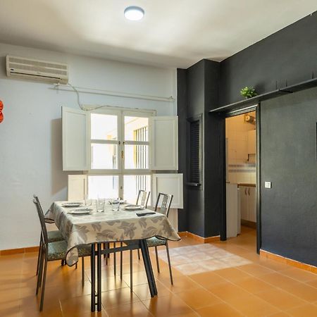 Conde Center Premium Suites, Free Parking Seville Luaran gambar