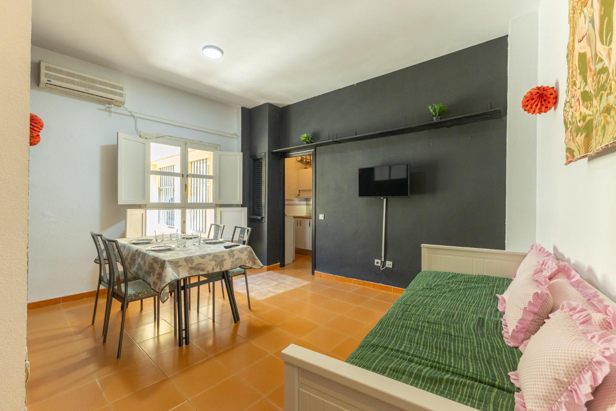 Conde Center Premium Suites, Free Parking Seville Luaran gambar