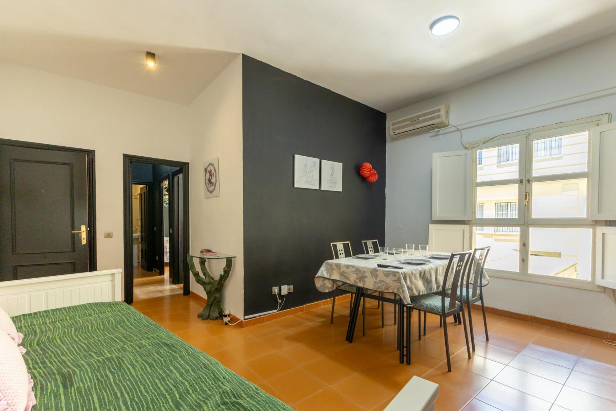 Conde Center Premium Suites, Free Parking Seville Luaran gambar