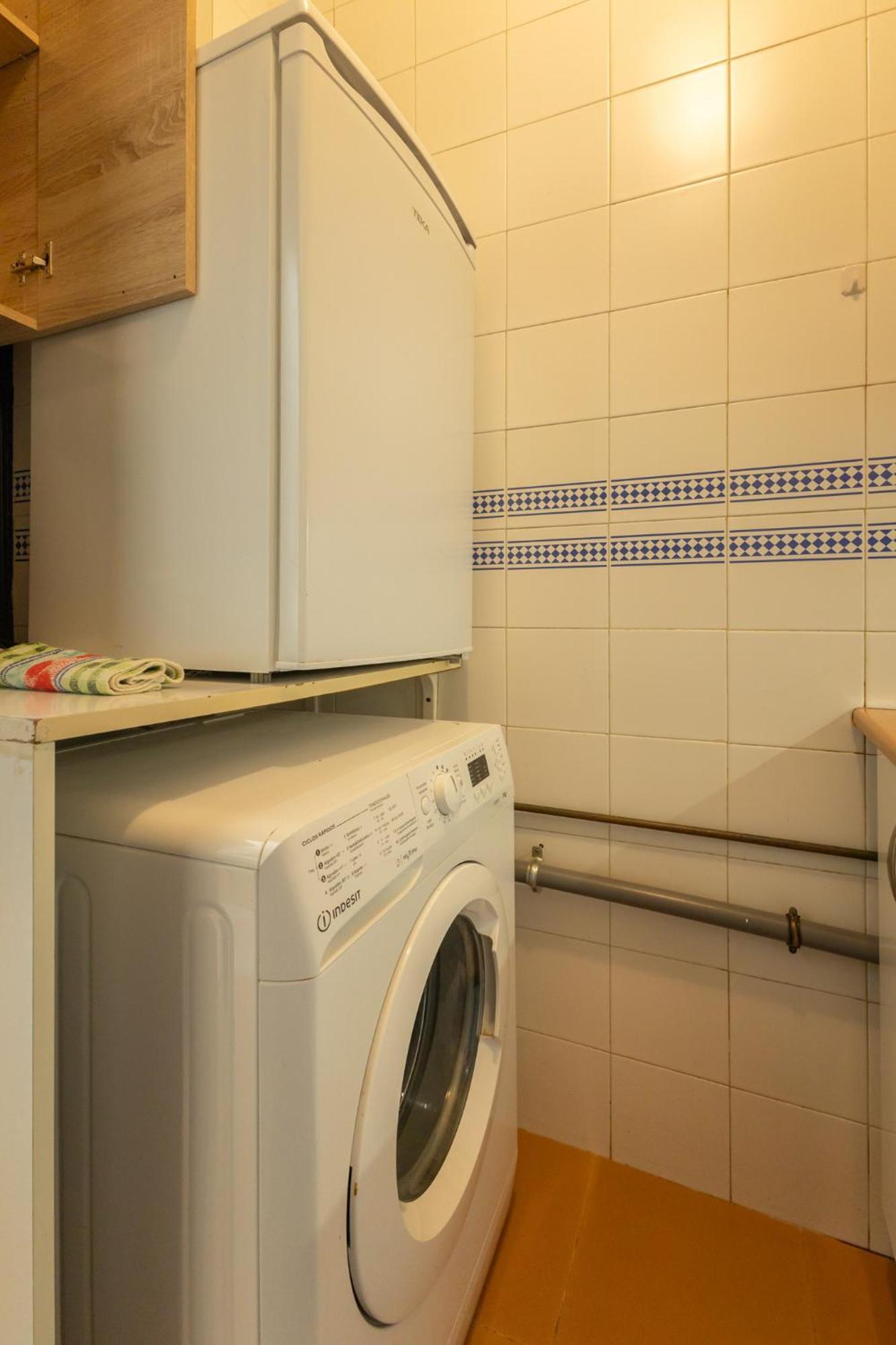 Conde Center Premium Suites, Free Parking Seville Luaran gambar