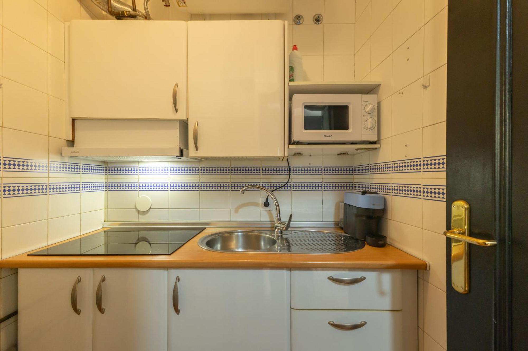 Conde Center Premium Suites, Free Parking Seville Luaran gambar